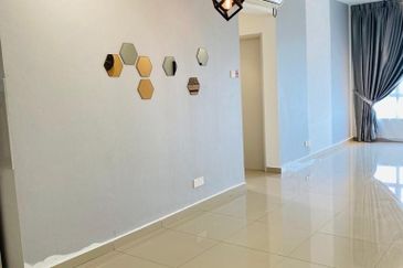 Midas Perling Apartment