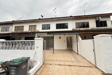 Jalan Bunga Dahlia 7