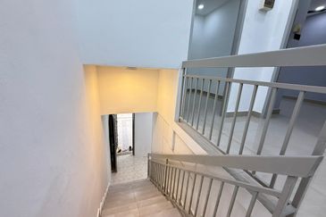 Jalan Bunga Dahlia 7