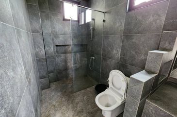 The Country Residency