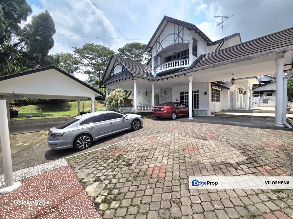 Bungalow at Taman Nong Chik, JB, Johor, Johor Bahru
