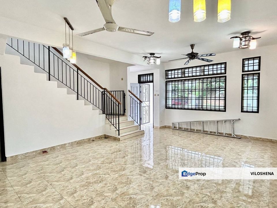 Double Storey End Lot at Tmn Nusa Indah, Iskandar Puteri ( Near Horizon Hills, Bukit Indah, Tuas ), Johor, Nusajaya