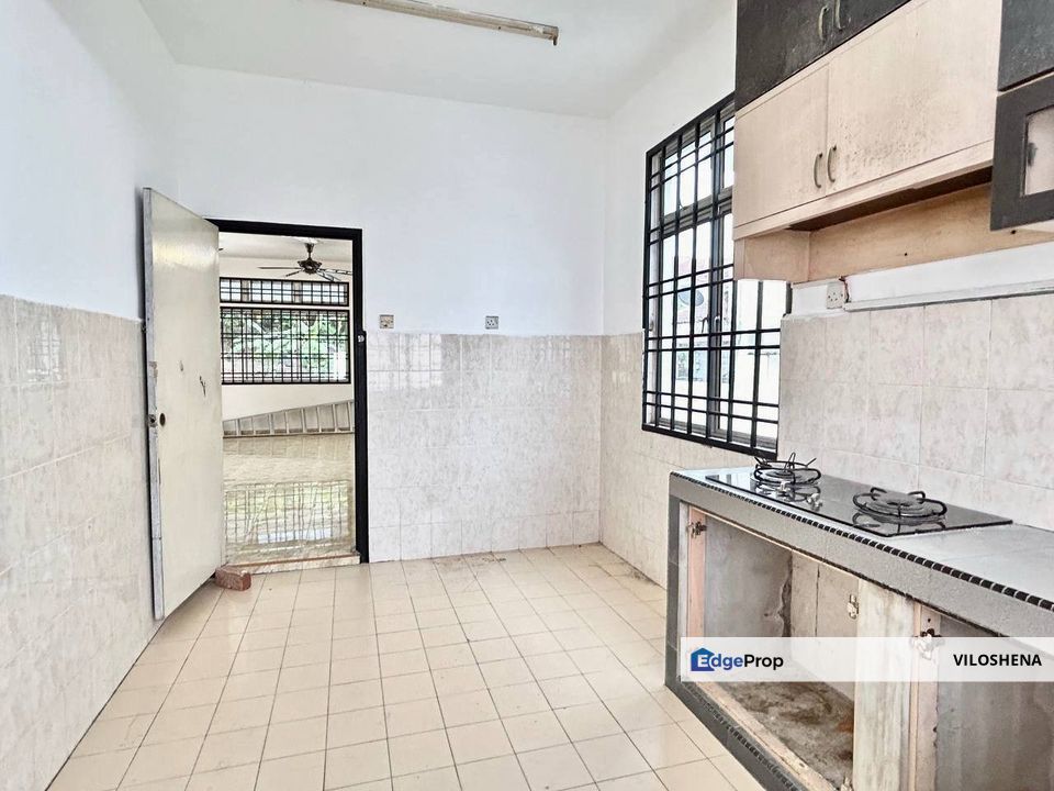 Double Storey End Lot at Tmn Nusa Indah, Iskandar Puteri ( Near Horizon Hills, Bukit Indah, Tuas ), Johor, Nusajaya