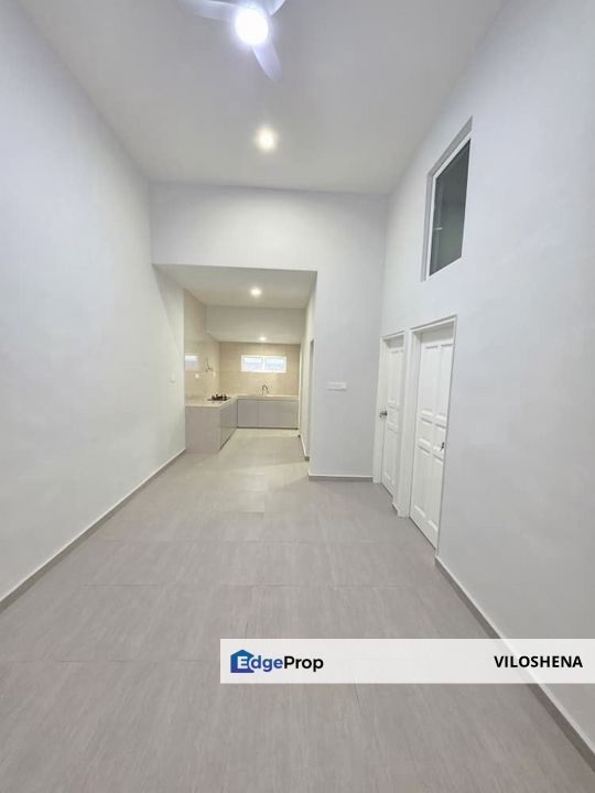Fully Renovated Single Storey Terrace at Tmn Perling, JB
, Johor, Johor Bahru