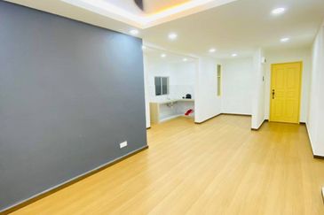 Villa Krystal, Bandar Selesa Jaya