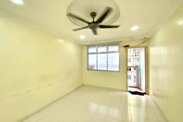 Villa Krystal, Bandar Selesa Jaya