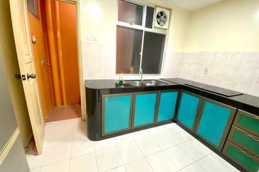 Villa Krystal, Bandar Selesa Jaya