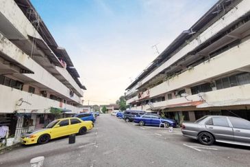 Flat Taman Ungku Tun Aminah