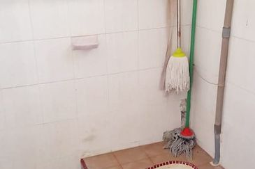 Flat Taman Ungku Tun Aminah