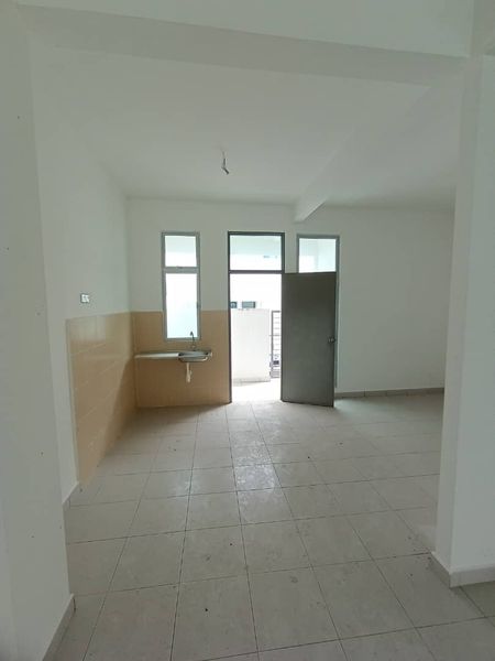 Double Storey at Tmn Pulai Mutiara ( Camellia ) Endlot , Johor, Kangkar Pulai