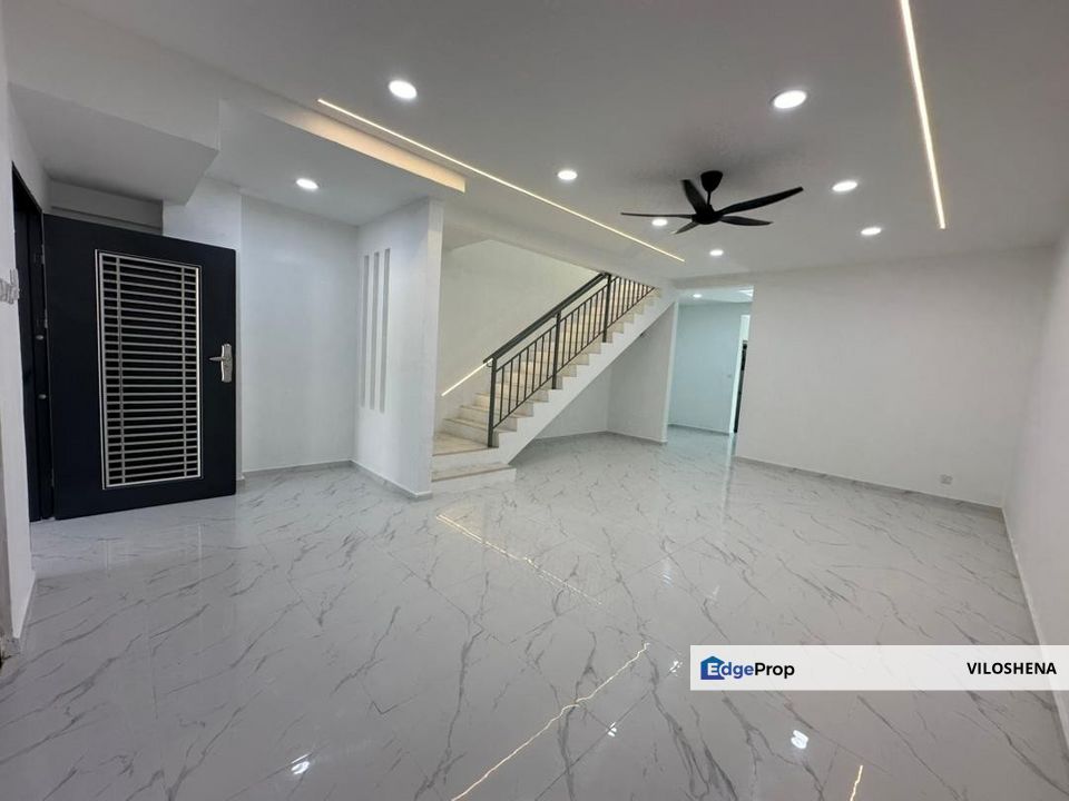 Double Storey at Tmn Seri Austin, Johor, Johor Bahru