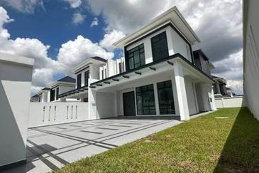 Double Storey Semi D at Alocasia @ Setia Tropika, JB