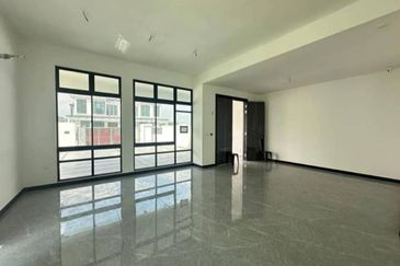 Double Storey Semi D at Alocasia @ Setia Tropika, JB