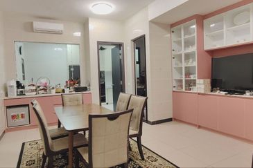 Hevea Elmina Gardens