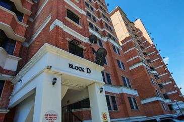 Putra Indah Condominium