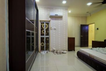 Putra Indah Condominium