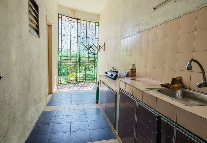 Putra Indah Condominium