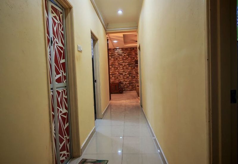 Putra Indah Condominium