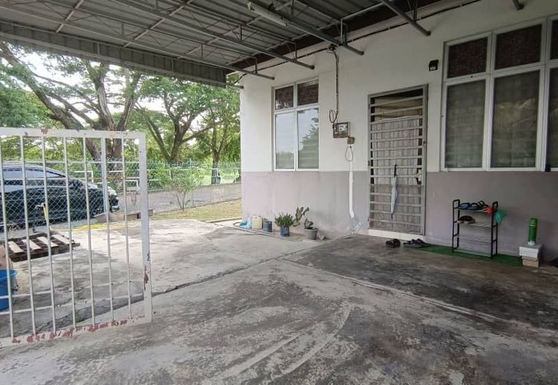 Corner Lot landed Taman Marina Jaya For Sale