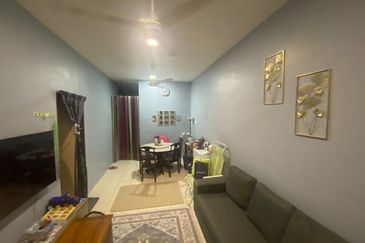 Corner Lot landed Taman Marina Jaya For Sale