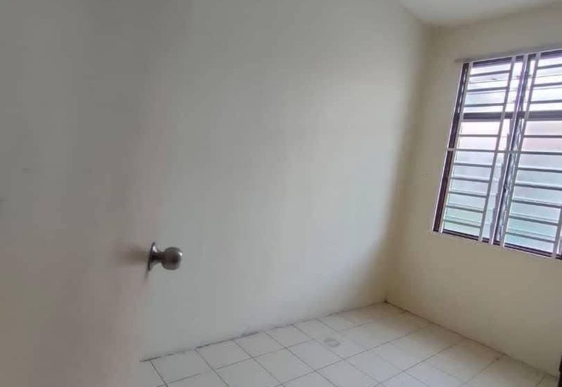 Corner Lot landed Taman Marina Jaya For Sale