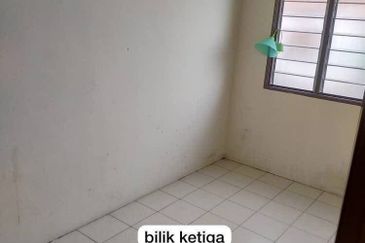 Corner Lot landed Taman Marina Jaya For Sale