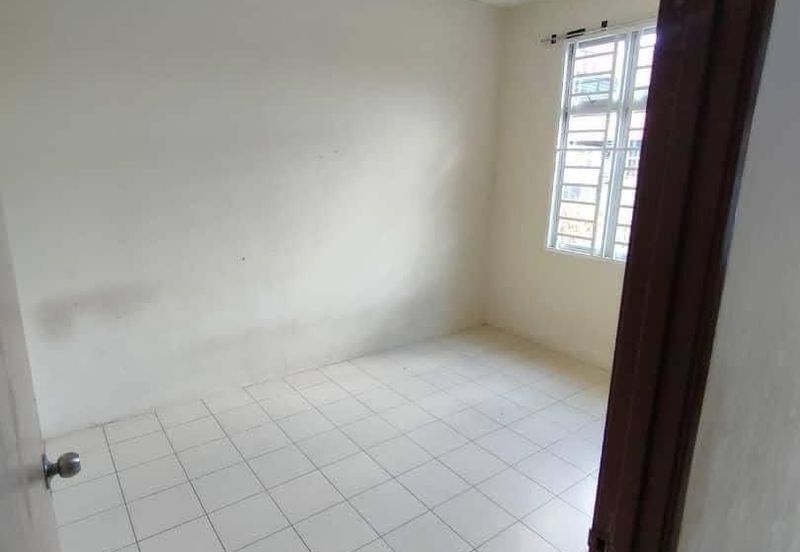 Corner Lot landed Taman Marina Jaya For Sale