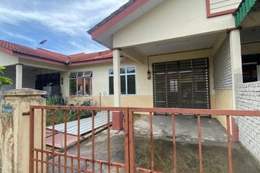 BANDAR AMANJAYA (KEMBOJA)