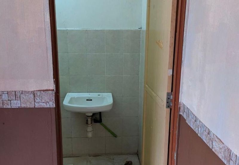 TAMAN PUTERI LAGENDA