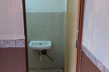 TAMAN PUTERI LAGENDA