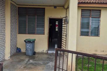 TAMAN PUTERI LAGENDA