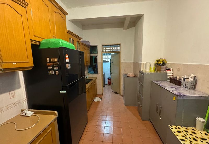 Bandar Laguna Merbok