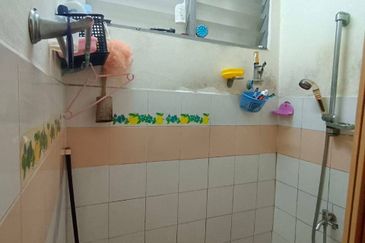 [FREEHOLD+BUMI][CORNER LOT] Pangsapuri Low Cost 