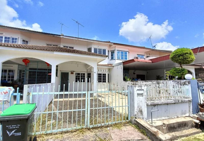 Non Bumi Semi D at Taman Damai, Padang Serai For Sale