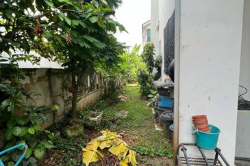 GATED & GUARDED Taman Penaga Bungalow BANGLO at Changlun, Kedah For Sale
