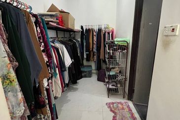 GATED & GUARDED Taman Penaga Bungalow BANGLO at Changlun, Kedah For Sale