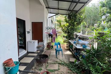 GATED & GUARDED Taman Penaga Bungalow BANGLO at Changlun, Kedah For Sale