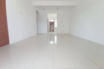 Rumah Teres 2 Tingkat Di Taman Permai Utama Di Gurun