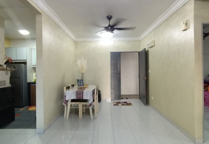 Residensi Laguna Biru 2