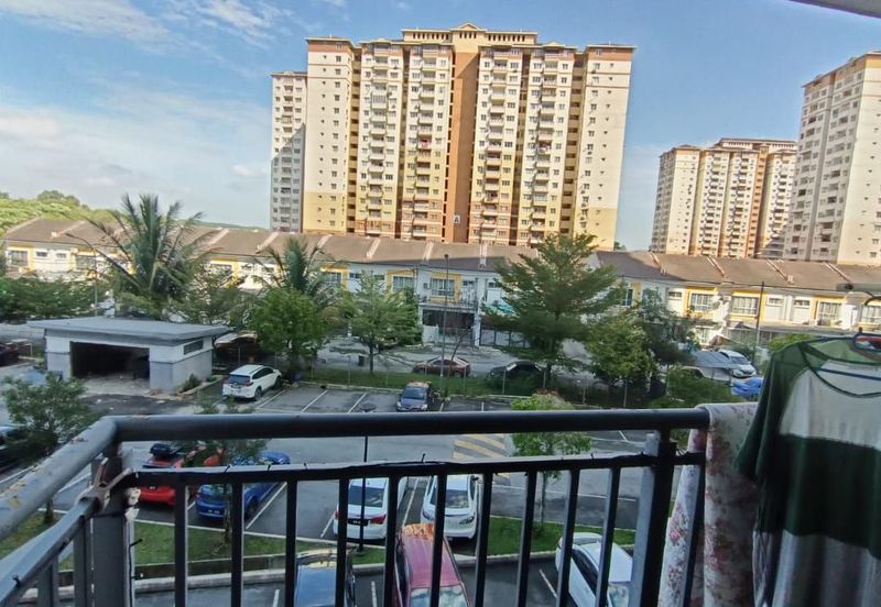 Residensi Laguna Biru 2