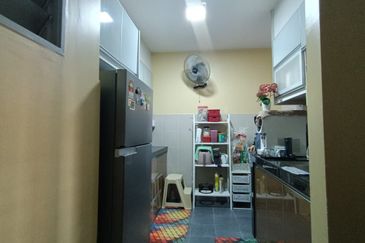 Residensi Laguna Biru 2