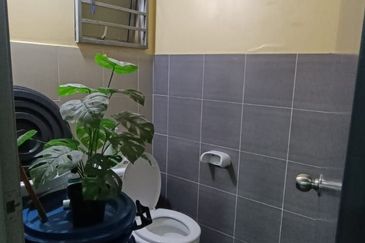 Residensi Laguna Biru 2