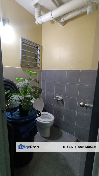 LEVEL 2, RENOVATED and FULLY FURNISHED at Residensi Laguna Biru 2 Rawang For Sale, Selangor, Rawang