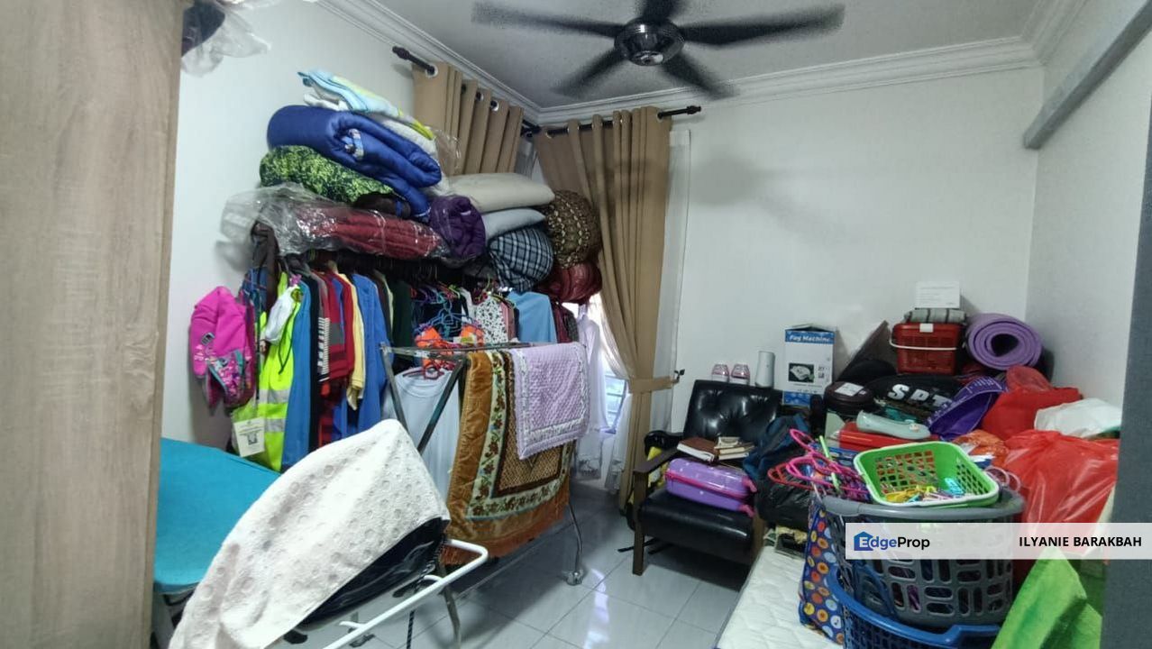 LEVEL 2, RENOVATED and FULLY FURNISHED at Residensi Laguna Biru 2 Rawang For Sale, Selangor, Rawang