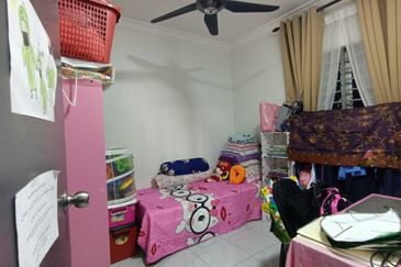 Residensi Laguna Biru 2