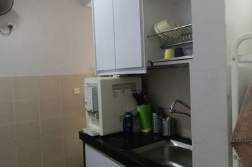 Residensi Laguna Biru 2