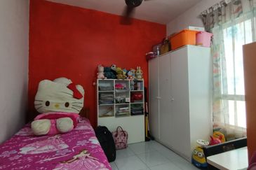 Residensi Laguna Biru 2