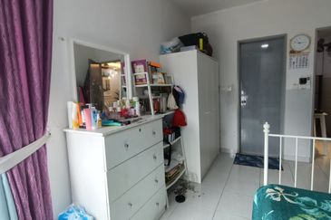 Residensi Laguna Biru 2