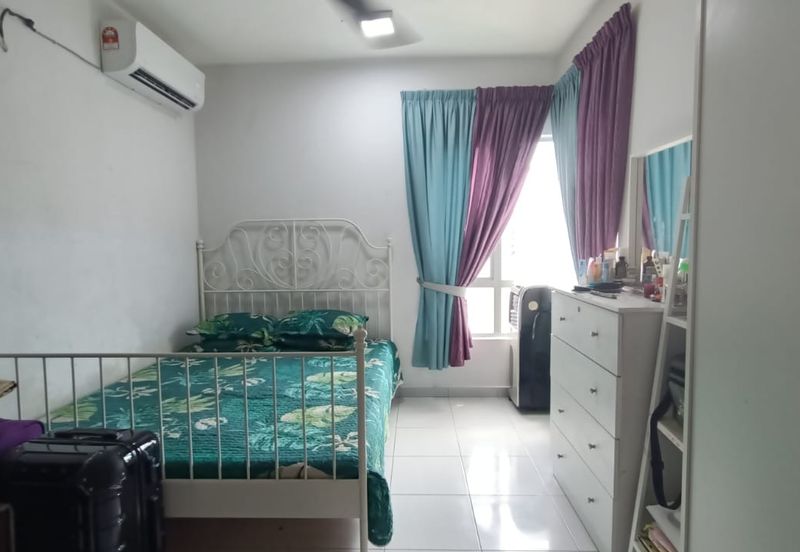 Residensi Laguna Biru 2