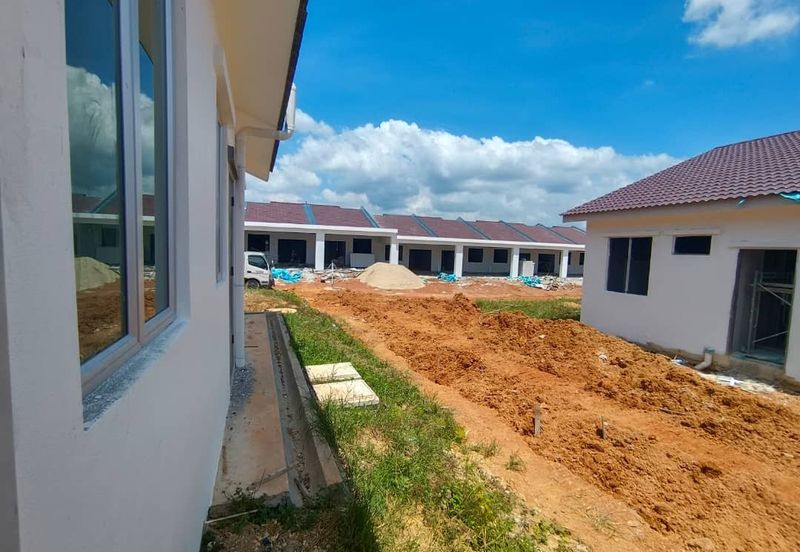 Teres Taman Indah ,Jeniang for Sale